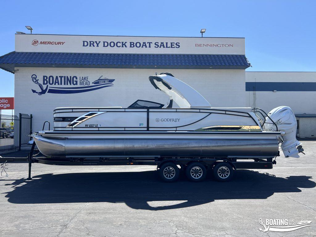 鎌倉マリンです。 鎌倉開催！海遊び初心者向け親子体験教室』SUGATA 鎌倉マリーナ店の